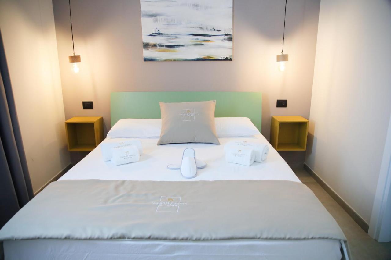 Valenti Rooms & Relax ヴィッラッジョ・モセ エクステリア 写真